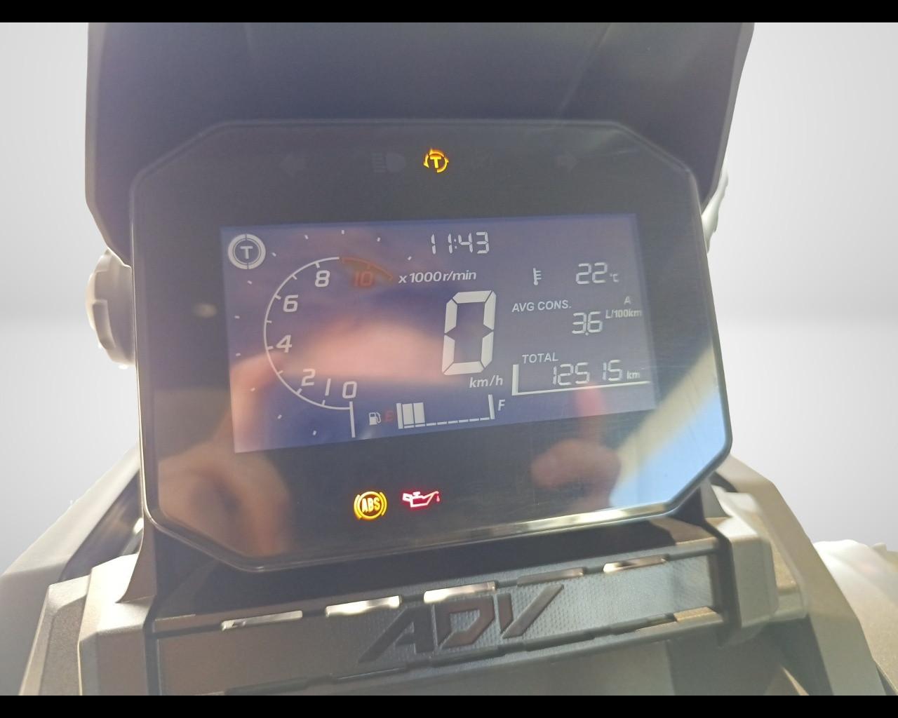 Honda ADV 350 - Honda ADV 350 (2022 —> 2023)