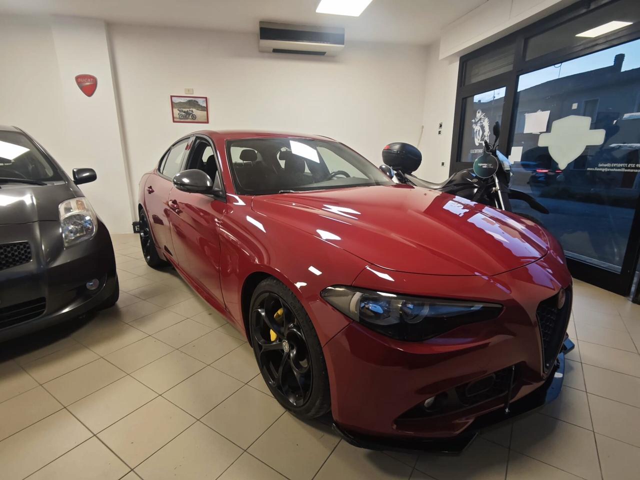 Alfa Romeo Giulia 2.2 Turbodiesel ex-150 CV AT8 Super Modalità Race