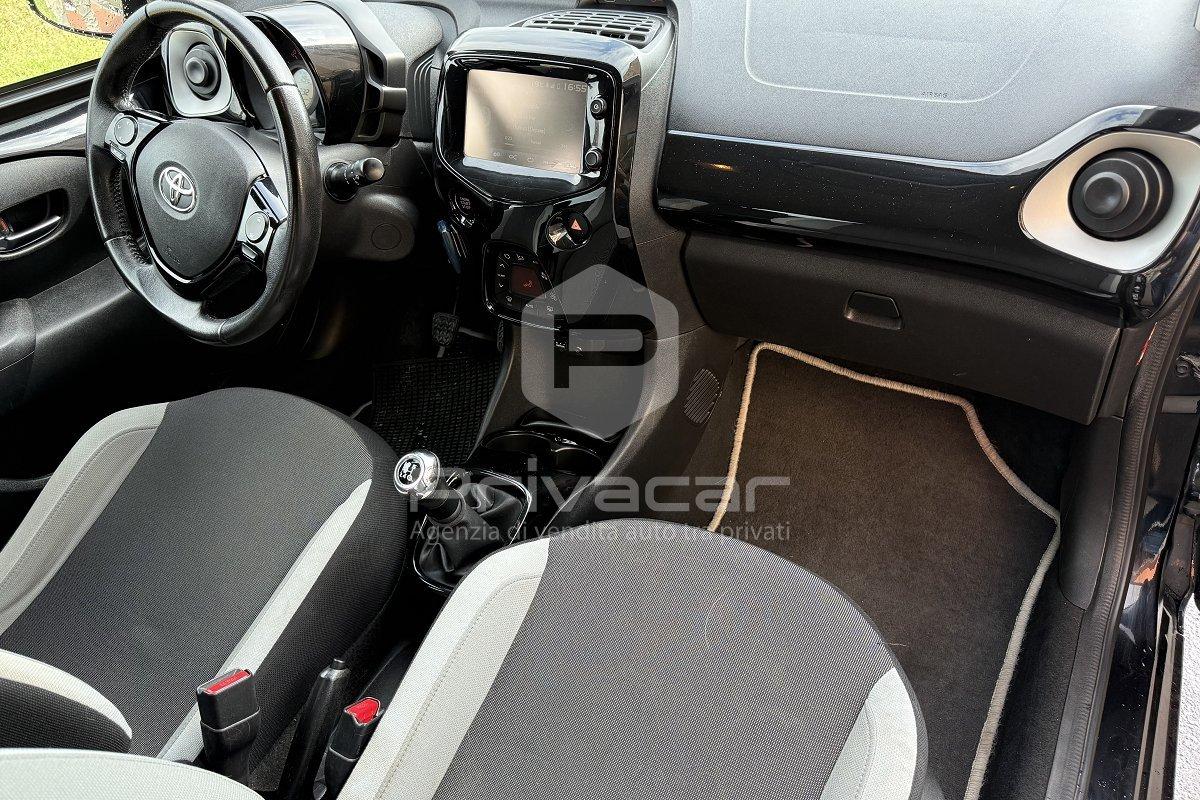 TOYOTA Aygo 1.0 VVT-i 69 CV 5 porte x-cool