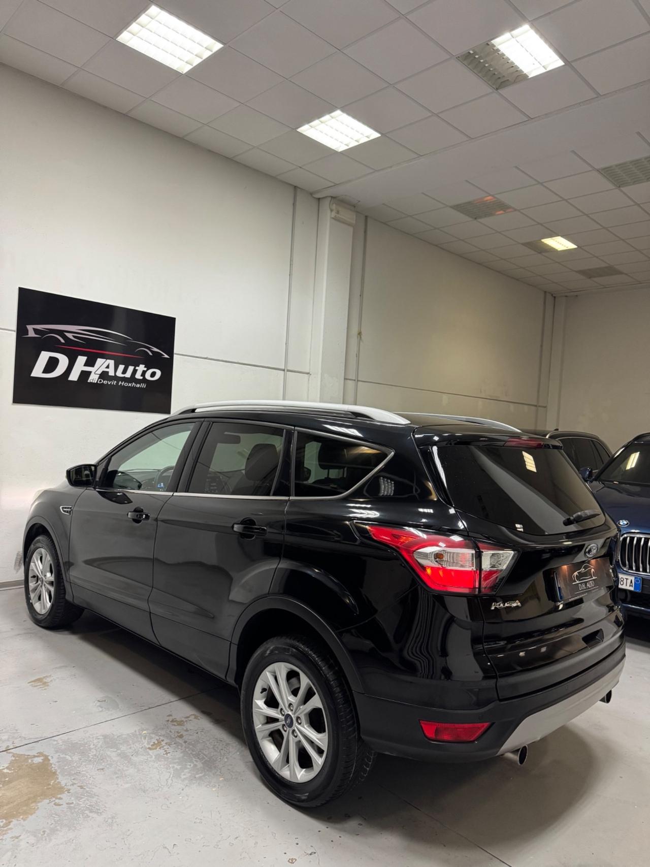 Ford Kuga 1.5 TDCI 120 CV S&S 2WD ST-Line