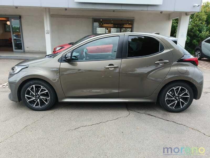 Toyota Yaris 1.5 hybrid Lounge