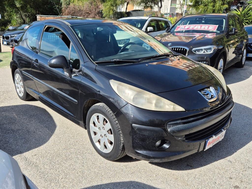 Peugeot 207 1.4 HDi 70CV 3porte