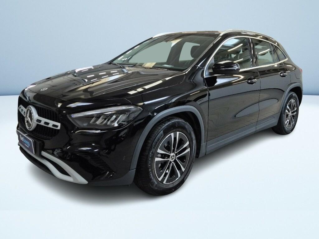 Mercedes GLA 180 180 D Advanced 8G-DCT