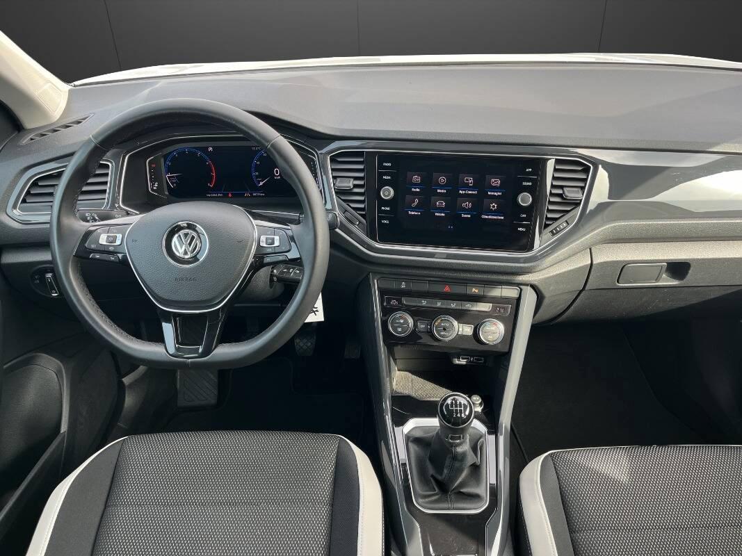Volkswagen T-Roc 1.0 tsi Advanced