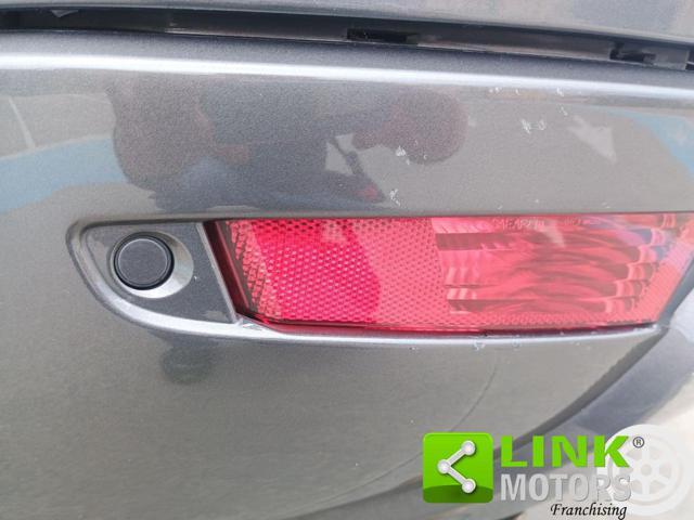 LAND ROVER Range Rover Evoque 2.0 eD4 5p. Pure