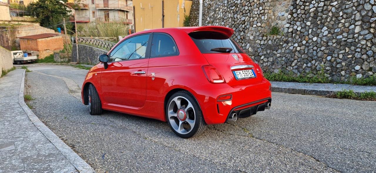 Abarth 595 1.4 Turbo T-Jet 165 CV Turismo