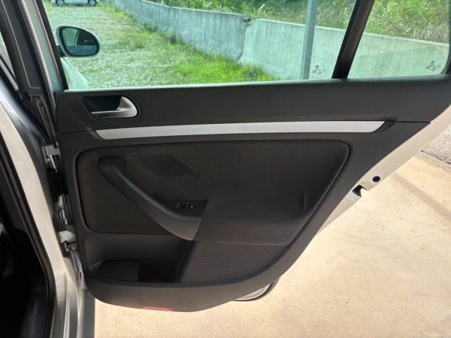 VOLKSWAGEN Golf Var. 1.4 TSI 122CV AUTOMATICA KM E MOTORE ORIGINAL