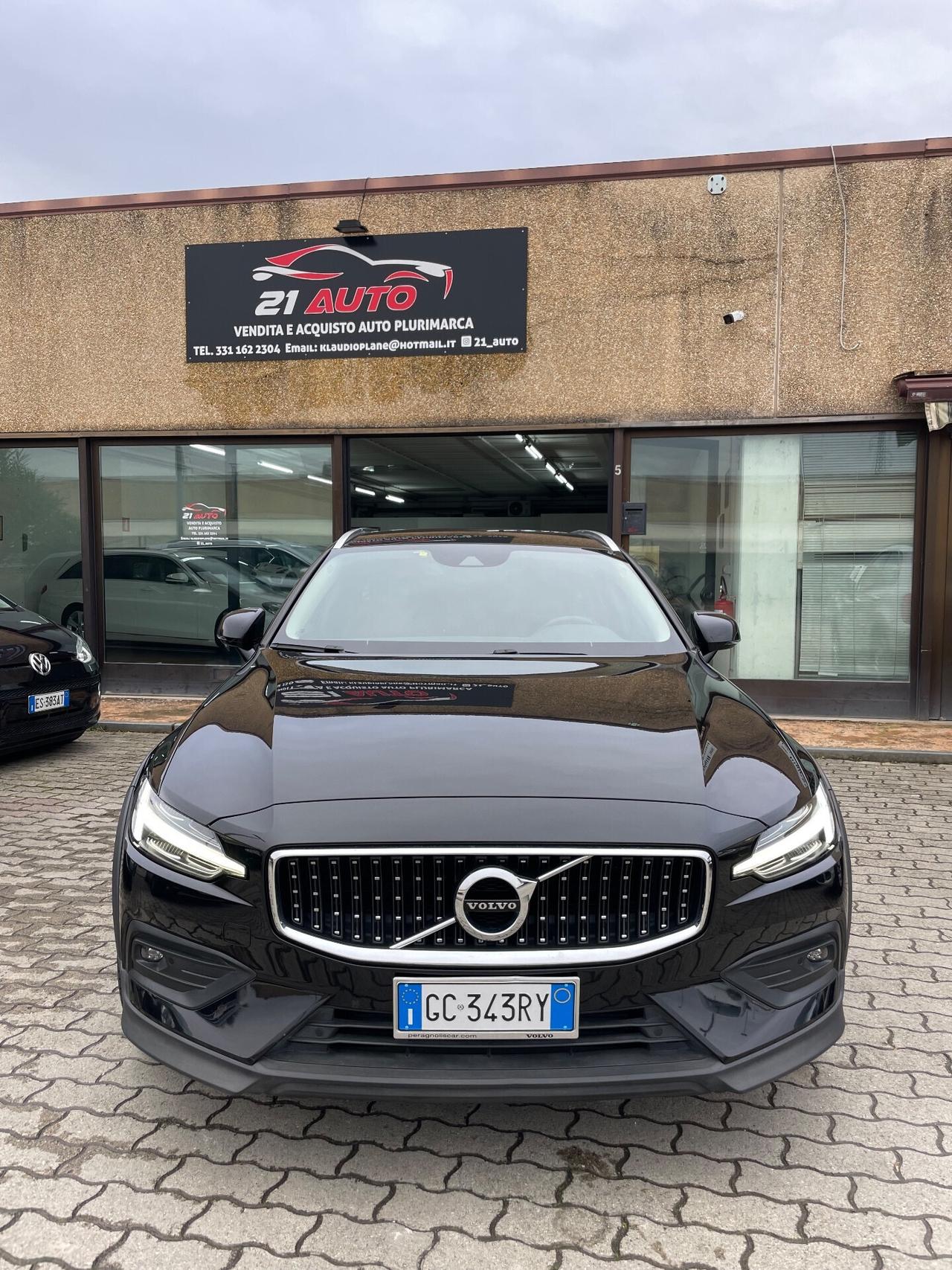 Volvo V60 Cross Country B4 (d) AWD Geartronic Business Pro Line