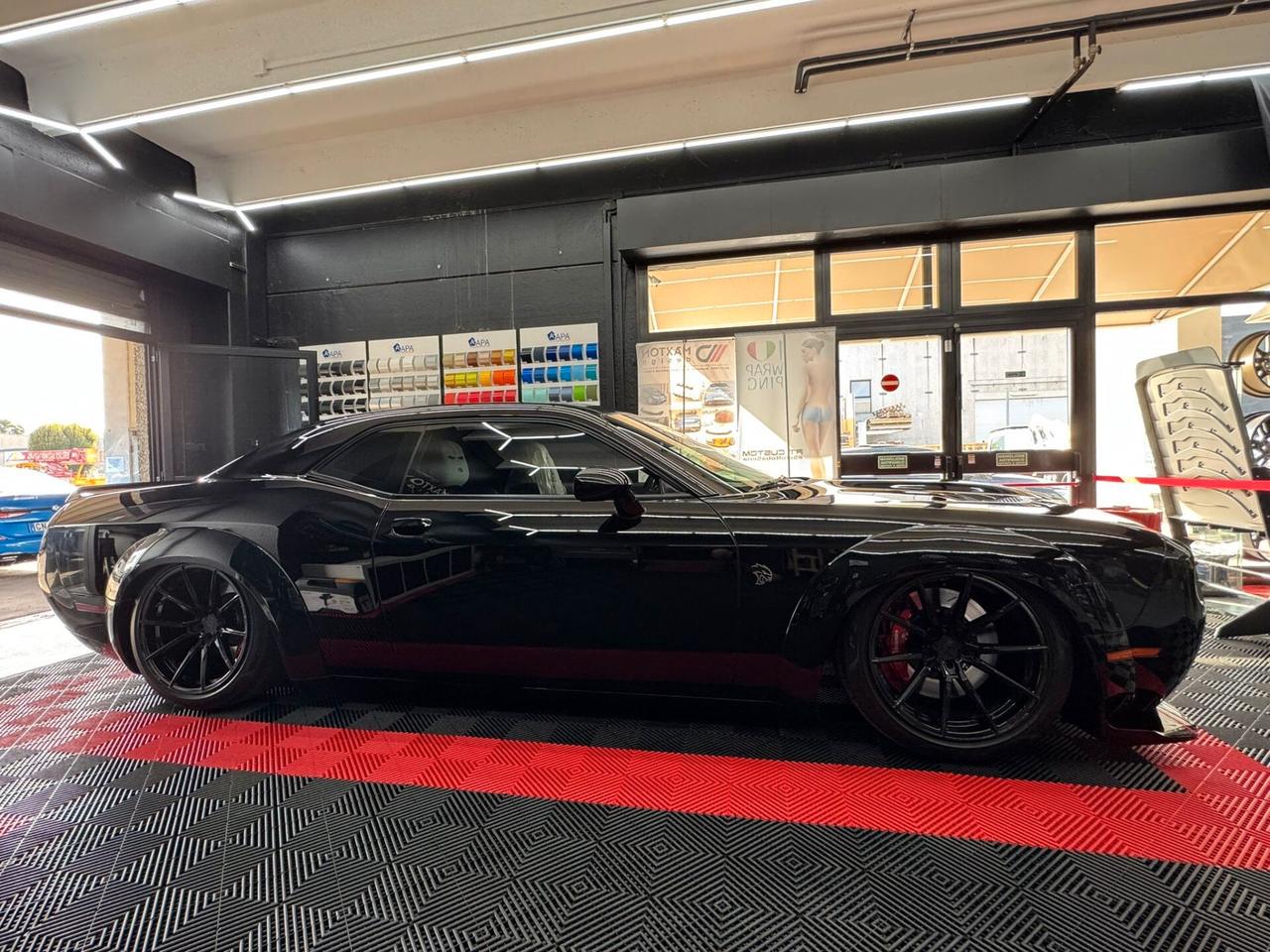 Dodge Challenger SRT HELLCAT 2017