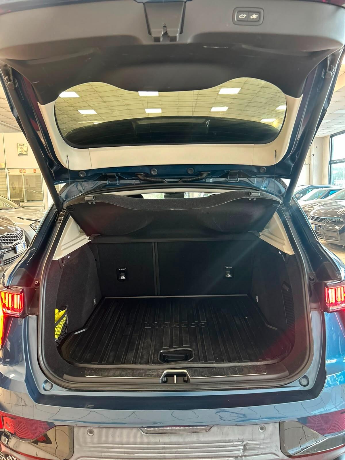 Lynk&co 01 PHEV