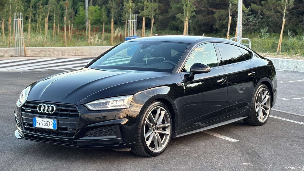Audi A5 BlackPiano 40 TDI quattro Sline