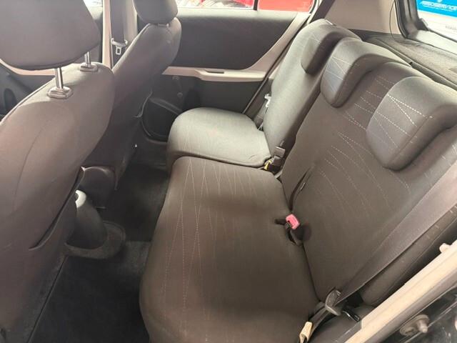 Toyota Yaris 1.0 5 porte
