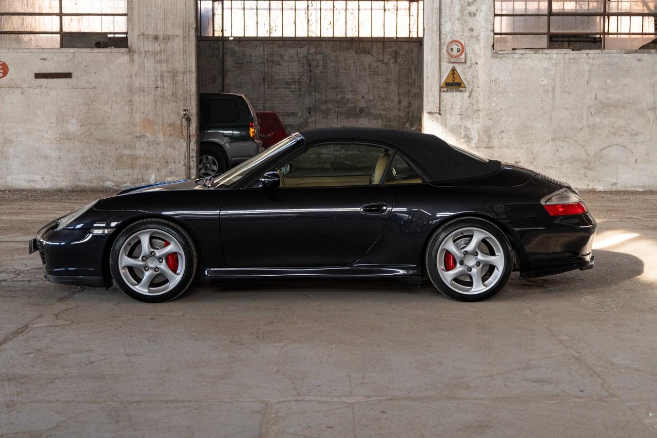 Porsche 911 Carrera 4S cat Cabriolet