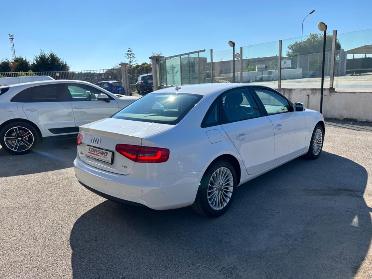 Audi A4 2.0 TDI 143CV Business Plus