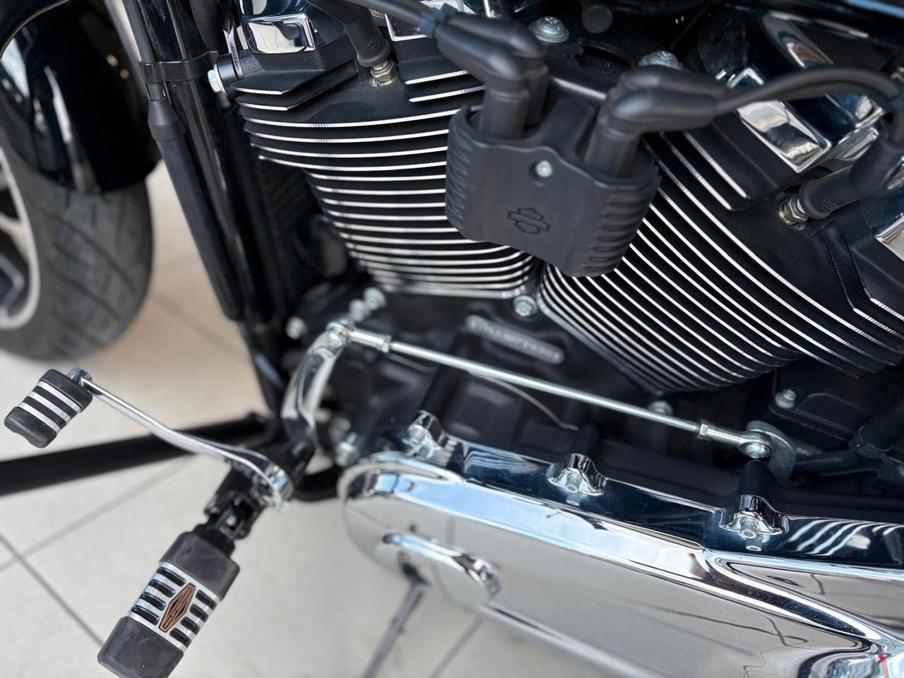 Harley-davidson Sport Glide 107 1745cc UNICO PR.