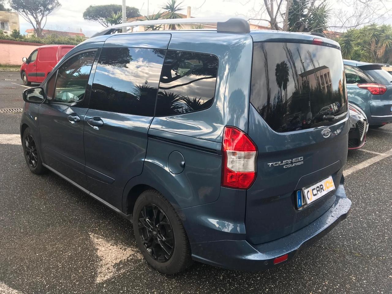 Ford Tourneo Courier 1.5 tdci 75cv plus