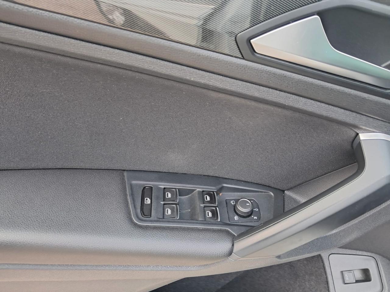Volkswagen Tiguan 2.0 TDI SCR DSG 4MOTION Business BMT (Iva Esposta)