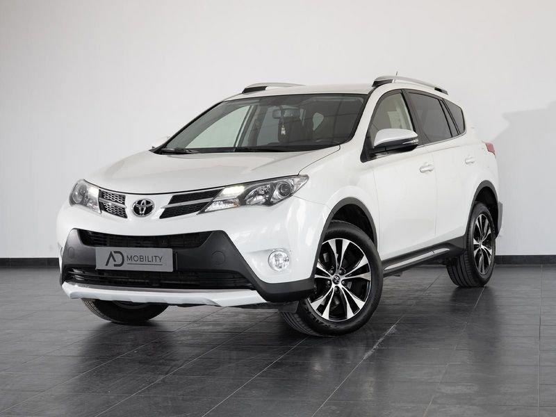 Toyota RAV4 RAV4 2.0 D-4D 2WD Style White Ed.