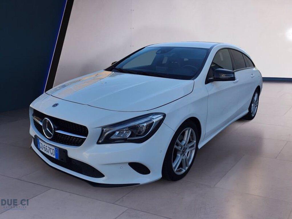 MERCEDES CLA 220 d S.W. Automatic Premium del 2017