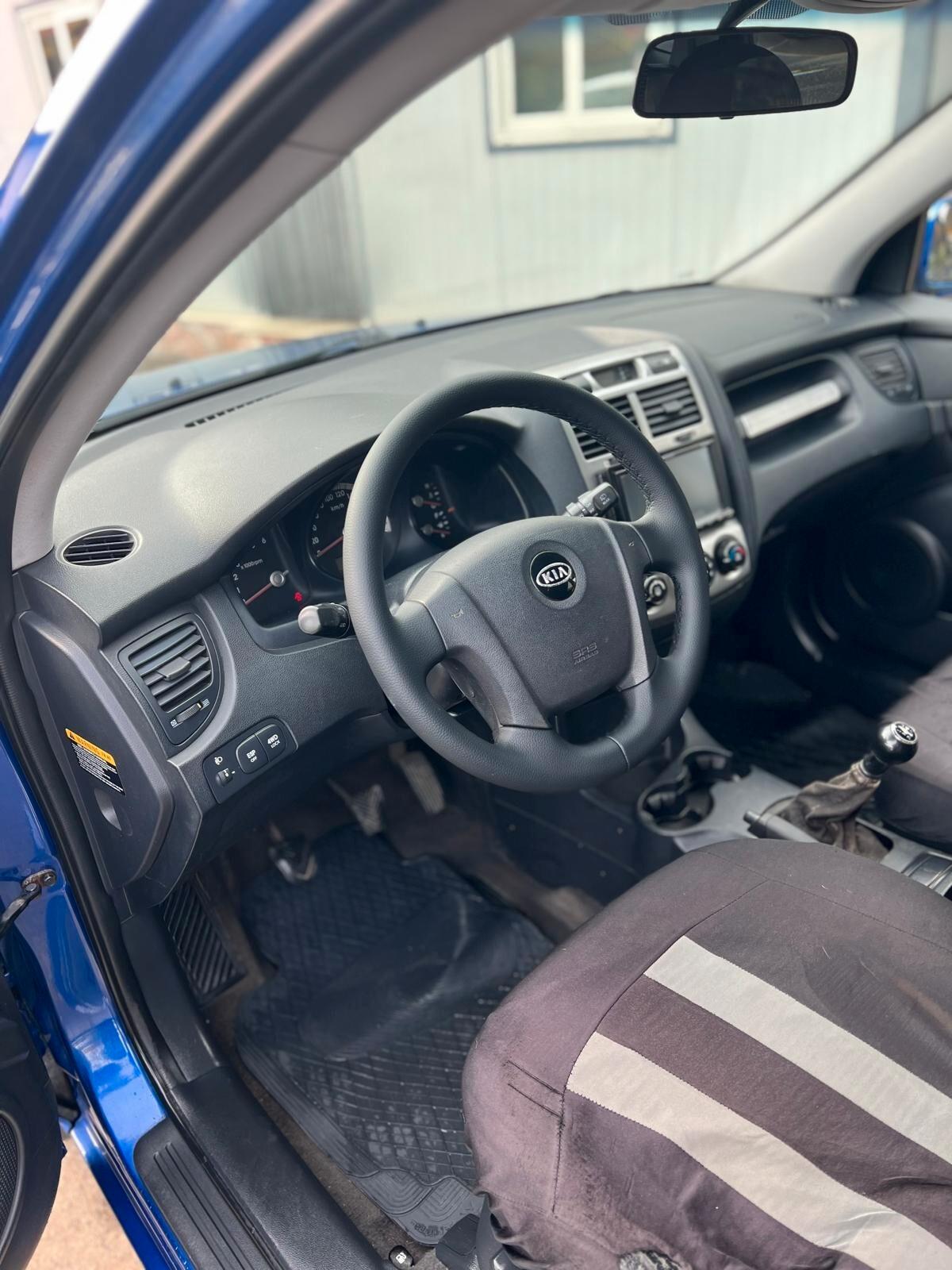 Kia Sportage 2.0 CRDI 112CV Active 4X4 MUNITA DI GANCIO DI TRAINO
