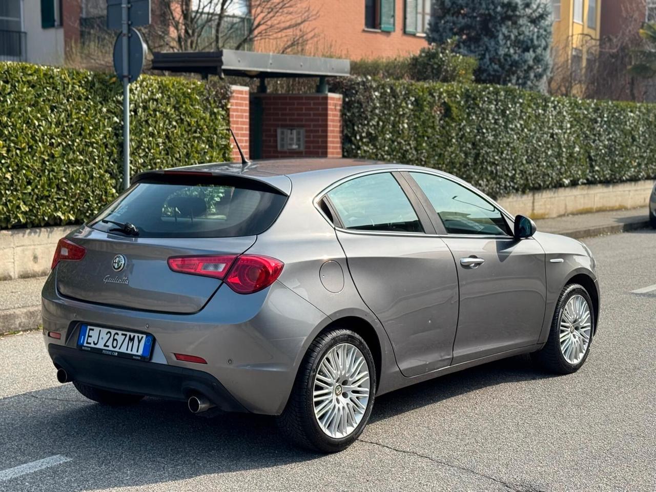 Alfa Romeo Giulietta 2.0 JTDm-2 140 CV Exclusive