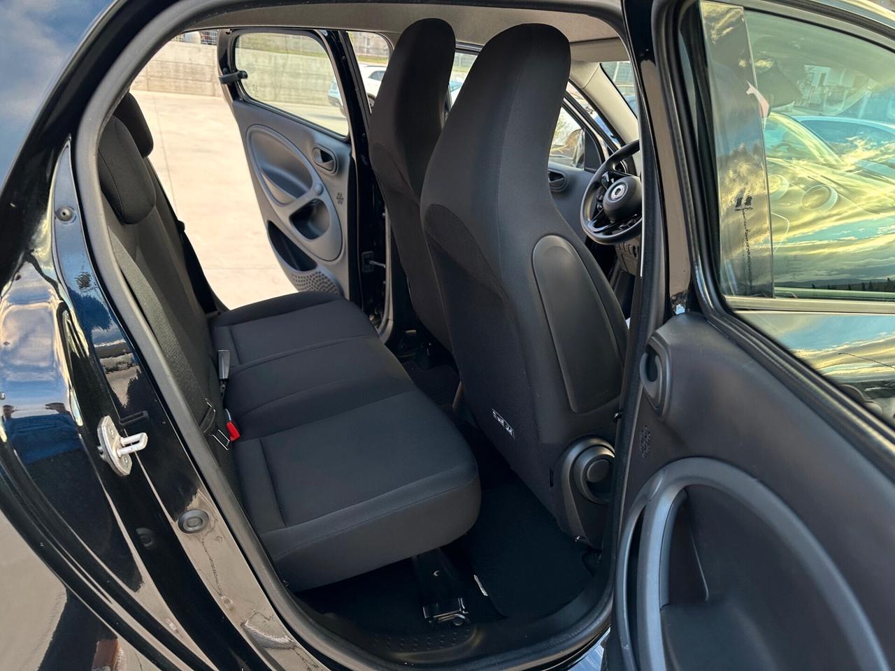 Smart ForFour 70 1.0 Youngster