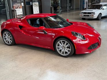 Alfa Romeo 4C 1750 TBi CARBONIO SEDILI