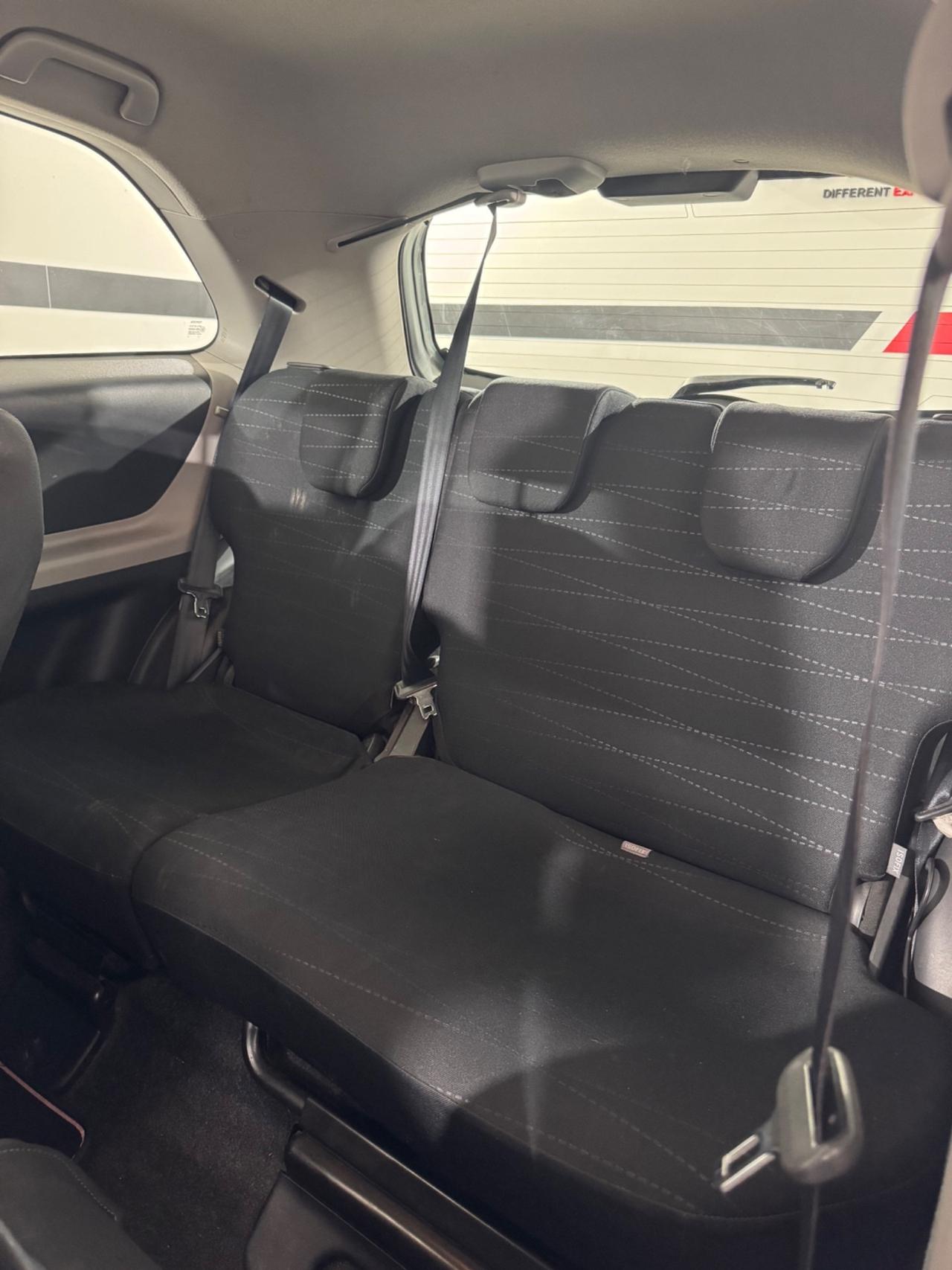 Toyota Yaris 1.0 3 porte Navi NEOPATENTATI - NAVIGATORE CON COLLEGAMENTO TELEFONO - GOMME NUOVE