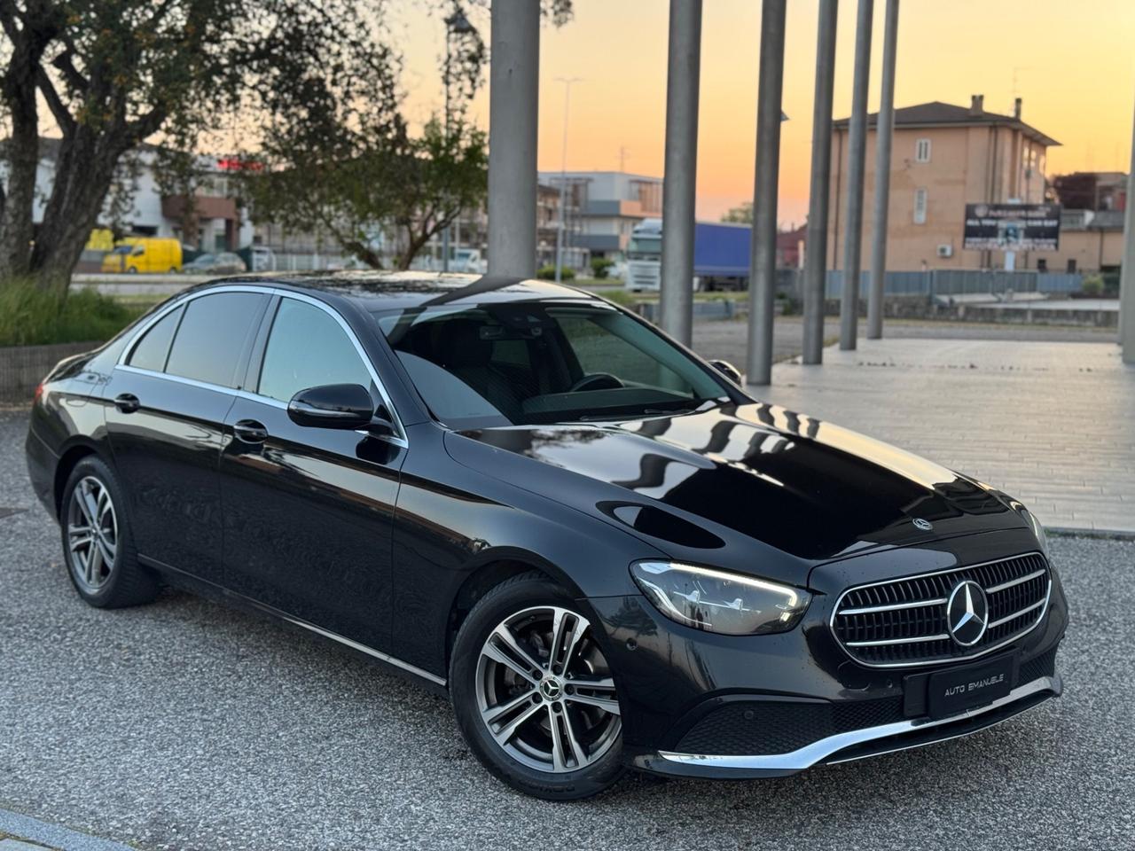 Mercedes E 220d 160cv 9G-Tronic Business Sport