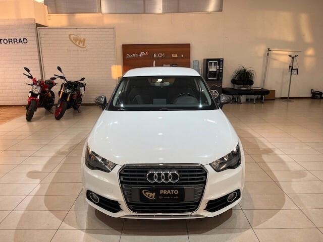 Audi A1 1.6 tdi Attraction 90cv *NEOPATENTATI*