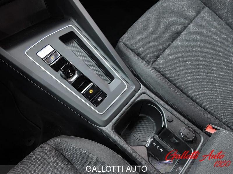 Volkswagen Golf 1.5 eTSI 130 CV EVO ACT DSG Life-NESSUN OBBL. FIN.