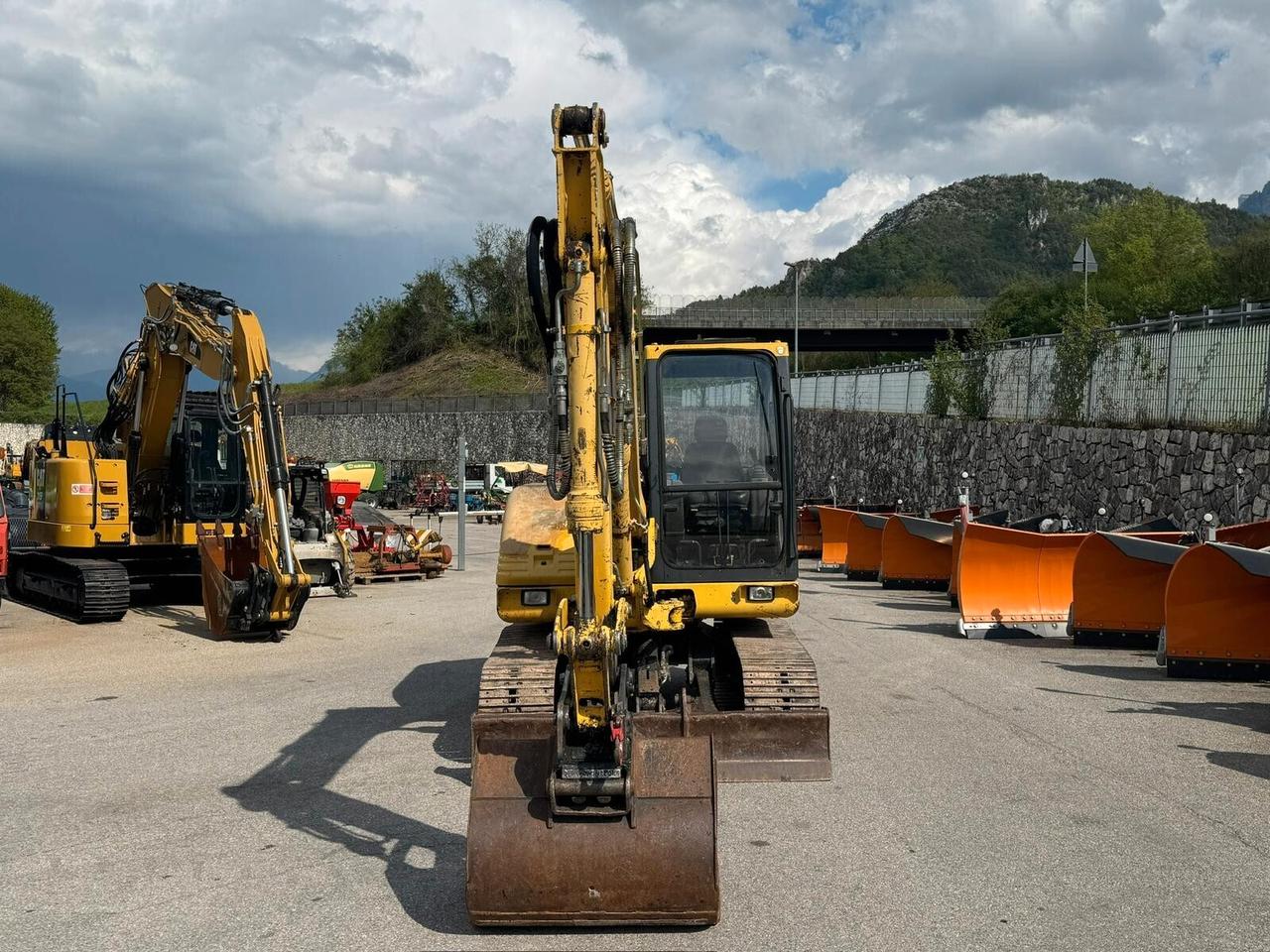 ESCAVATORE Komatsu PC 75R