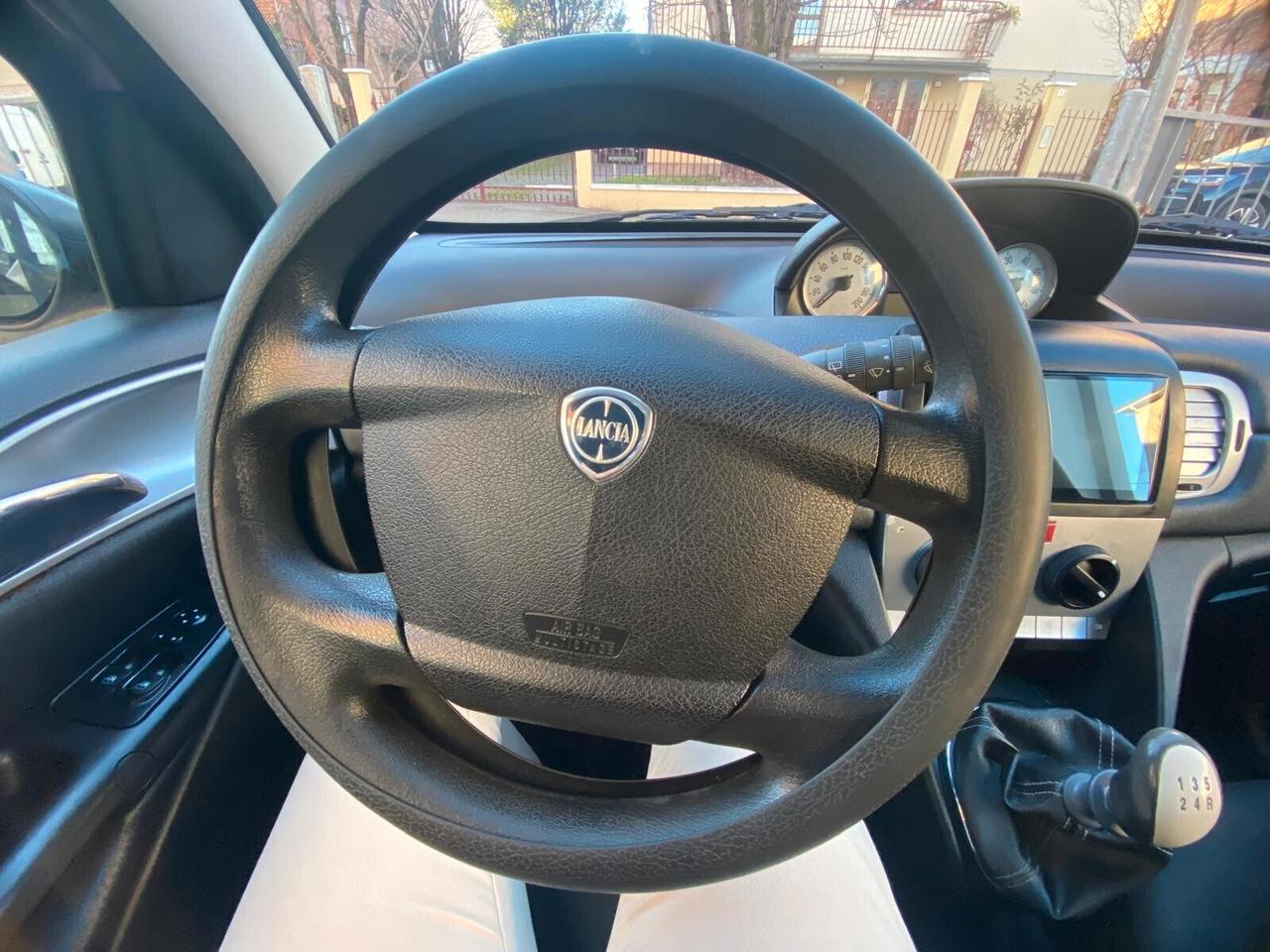 Lancia Ypsilon SCADENZA REVISIONE BOMBOLE GPL 2032