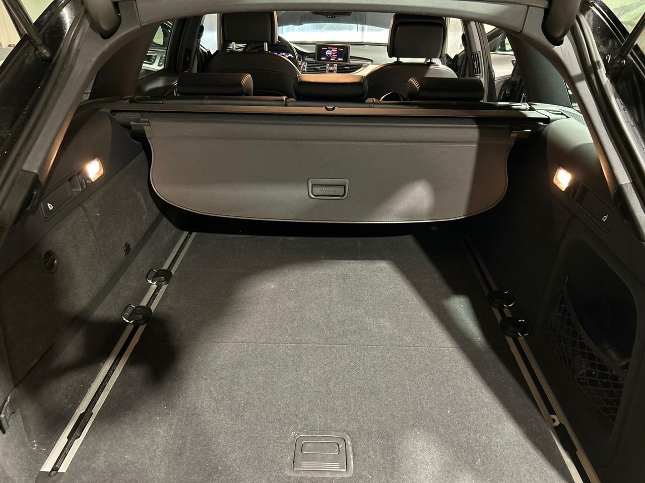 Audi A6 Avant 3.0 TDI 245 CV quattro S tronic BOOKSERVICE