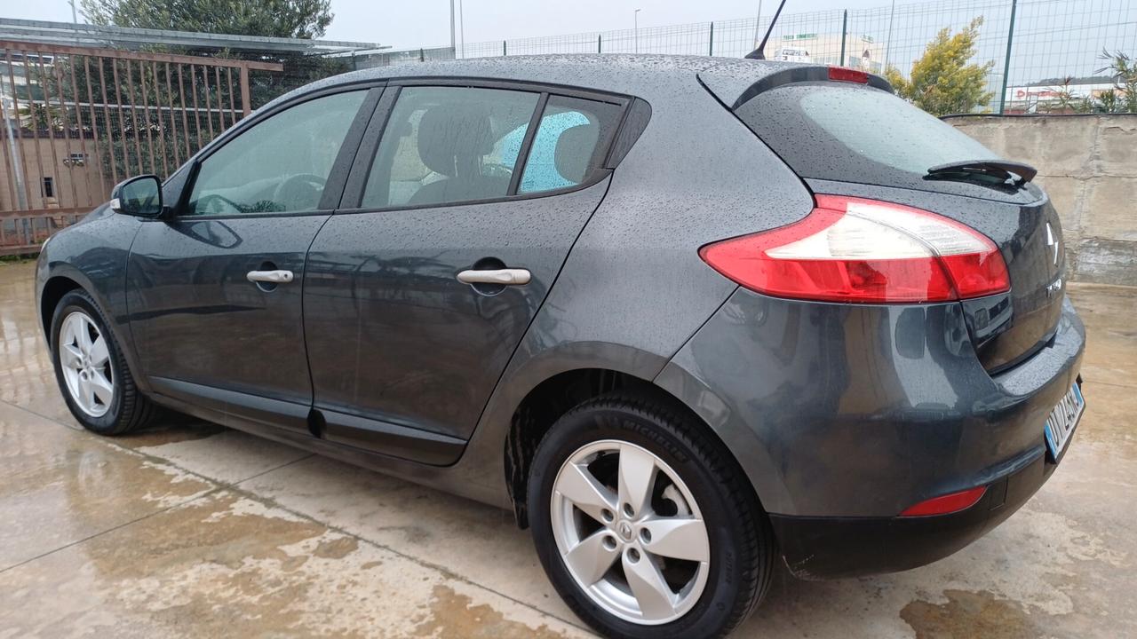 Renault Megane Mégane 1.5 dCi 110CV Luxe
