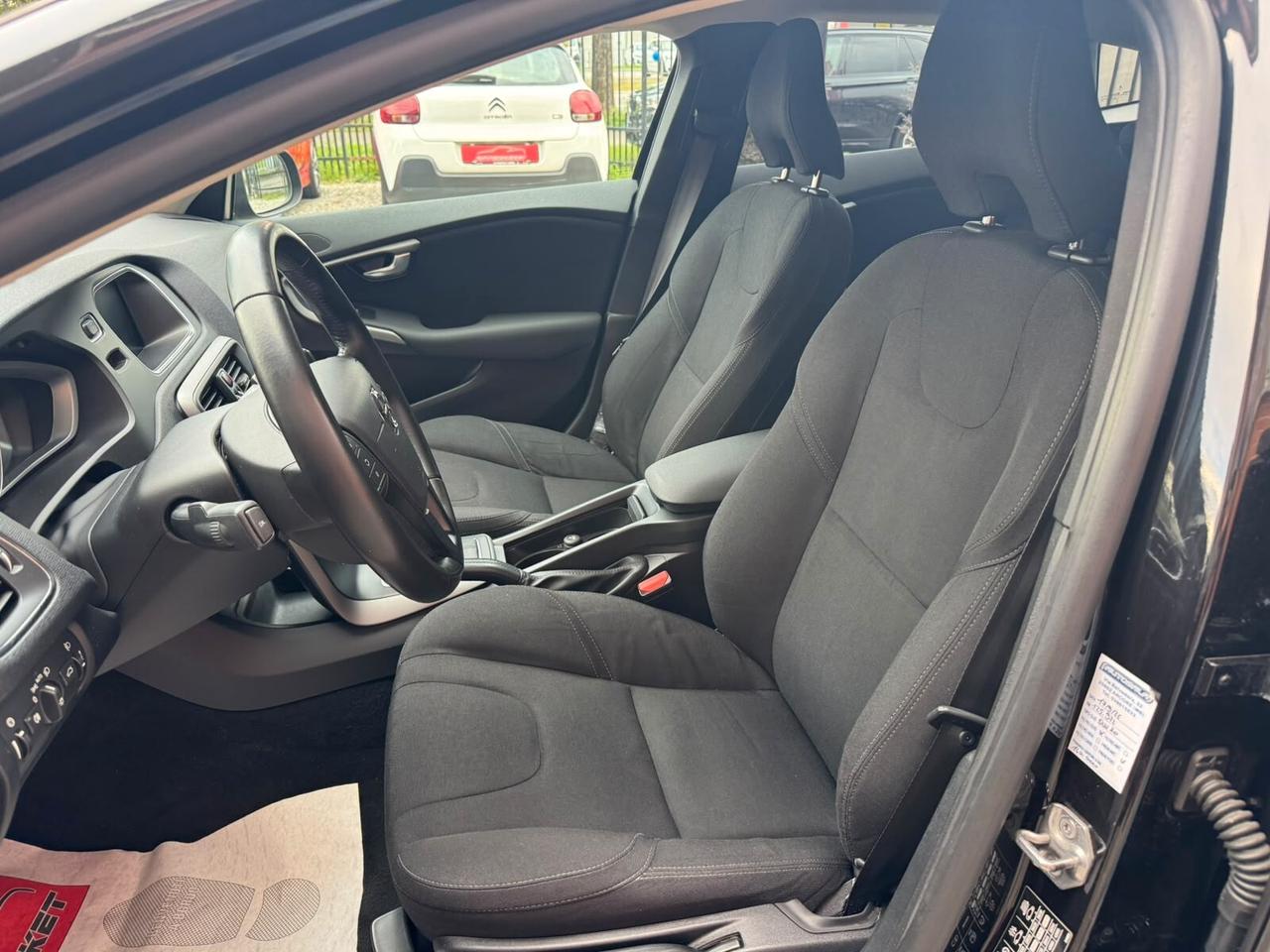 Volvo V40 D2 120cv Geartronic Kinetic