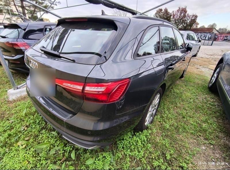 Audi A4 Avant 40 TDI S tronic Business