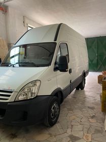 Iveco Daily 35C 3.0 Diesel UNIPROPRIETARIO