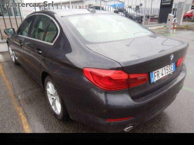 BMW 530 Berlina 530d xdrive Business 249cv auto - FR415SE