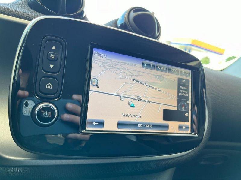 smart fortwo EQ Passion * FULL ELECTRIC *