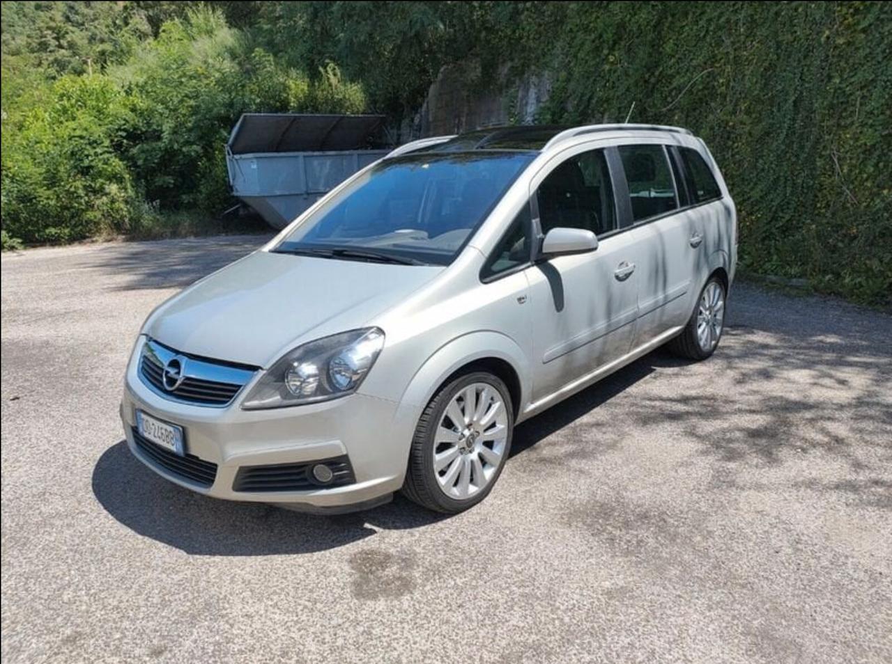 Opel Zafira 1.9 16V CDTI 150CV Cosmo