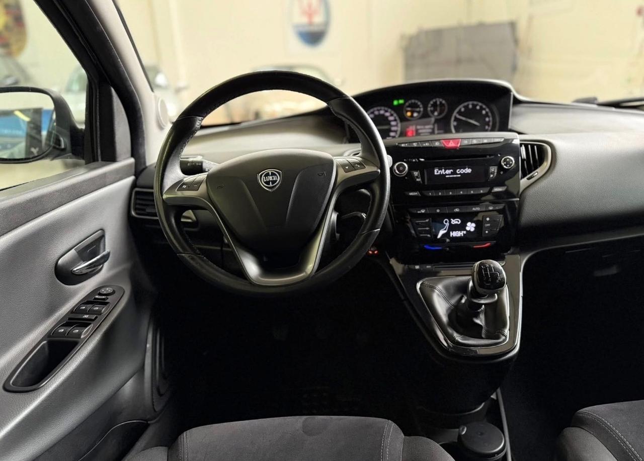 Lancia Ypsilon 1.0.9 85 CV 5 porte GPL