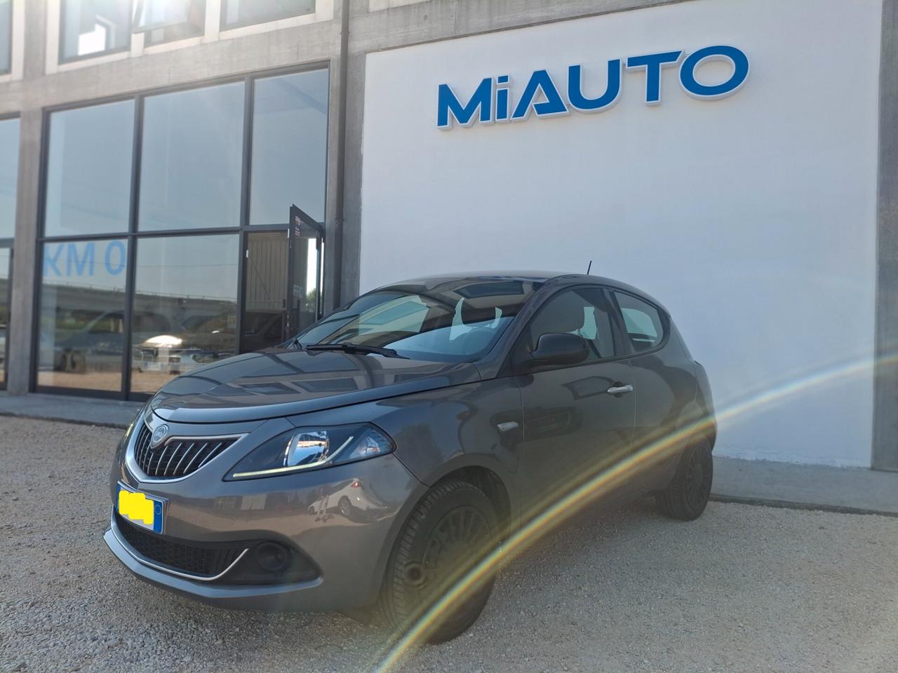 Lancia Ypsilon 1.0, 5 porte Hybrid