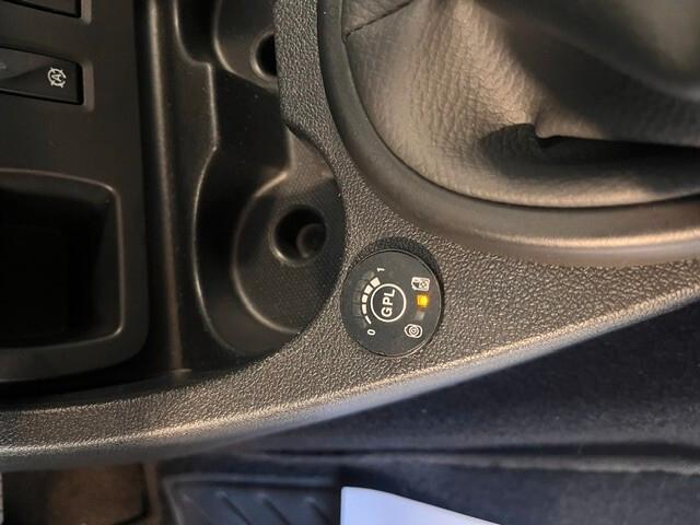 Dacia Duster 1.6 115 CV 4x2 GPL Lauréate FAMILY 84 KW