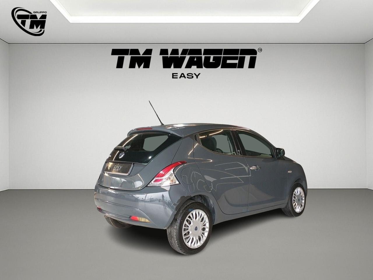 Lancia Ypsilon 1.2 Silver 69cv - NEOPATENTATI