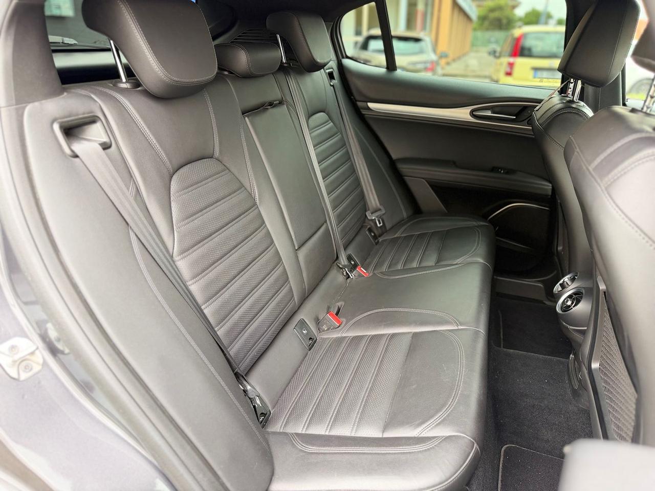 Alfa Romeo Stelvio B-Tech 2.2 210 CV #10543