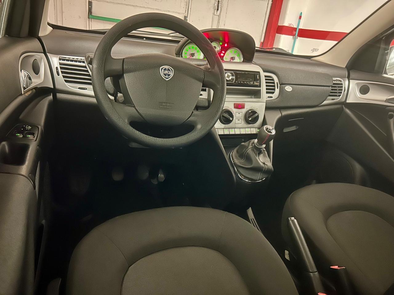 Lancia Ypsilon 1.2 69 CV Elle