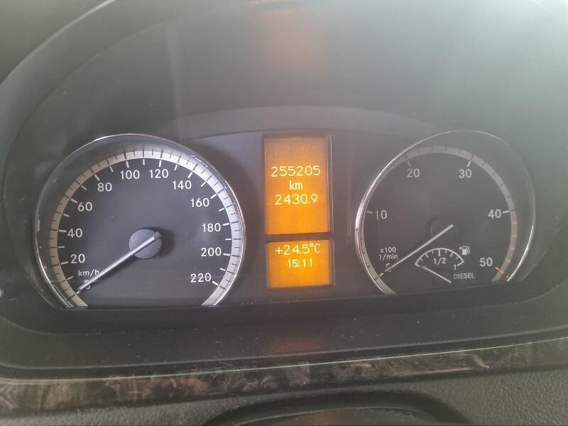 MERCEDES Viano 2ªs. (W639) Viano 2.2 CDI Amb...