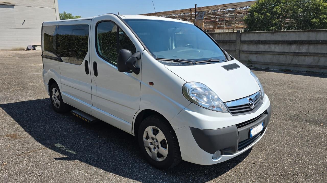 Opel Vivaro 27 2.0 CDTI 120CV PC-TN Tour Cosmo Easytronic Fap