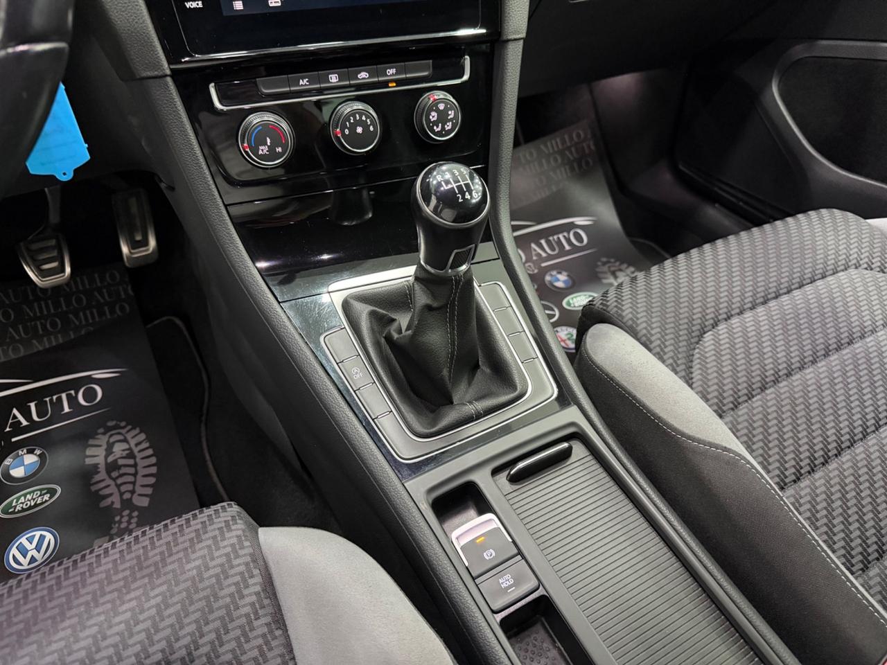 Volkswagen Golf 1.0cc 115cv R-Line